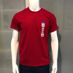 Men’s Gilden Basic Tee NWT